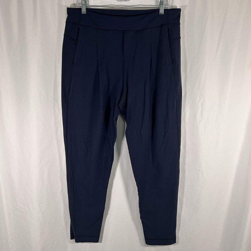Lululemon Pants Women's 34 Navy Blue Pull On Stretchy Pockets Pleated